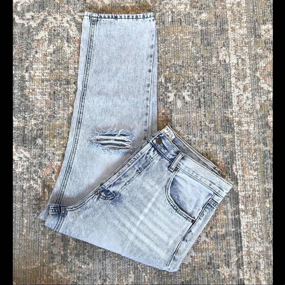 Women’s Distressed High Rise Ankle Crop Jeans